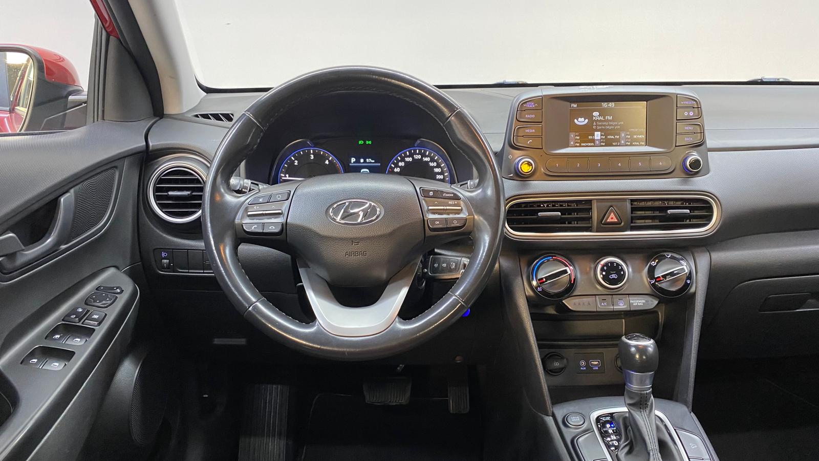 HYUNDAI KONA 3